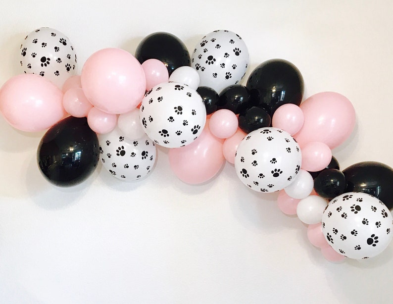 Paw Print Balloon Garland, Dog Balloon Garland, Puppy Party, Dog Party, Dog Birthday, Puppy Party, Dog Balloons, Paw Print Balloons image 1