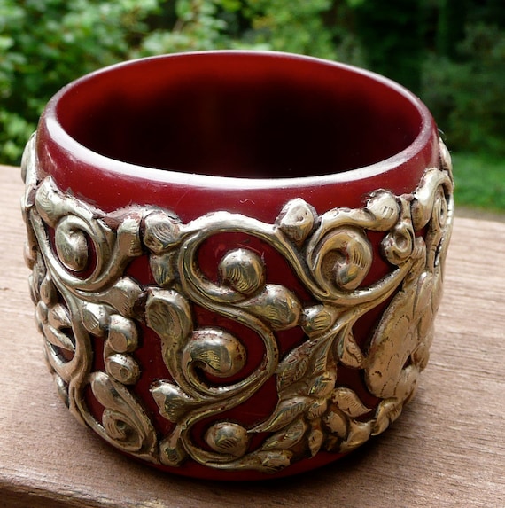 Vintage Rajasthani Sterling Silver Heart Swirl Cuff Bracelet Vintage Rajasthani Sterling Silver Heart Swirl Cuff Bracelet