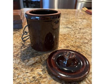 VTG Steinzeug Braun glasierter Butter / Käsetopf mit Gummidichtung & Bügelverschluss
