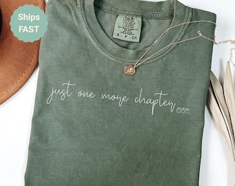 Book Lover Shirt | Just One More Chapter Sweatshirt | Reading Gift for Women | Cozy Reader Tee | Bookworm Crewneck
