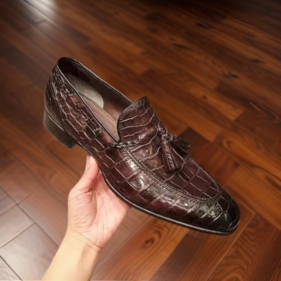 Handmade Crocodile Embossed Leather Tasseled Loafers
