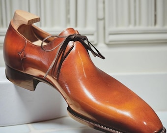 Zapatos de vestir Oxford de cuero marrón hechos a mano para hombre