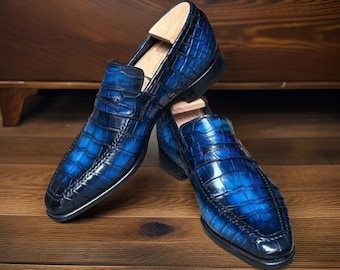 Mocassini in pelle con texture coccodrillo fatti a mano, scarpe eleganti