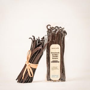 10 Premium Papua New Guinea Tahitensis Vanilla Beans for Baking and Vanilla Extract. Delivery included