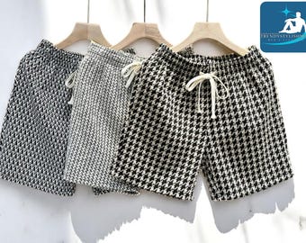 Men's Plaid Summer Shorts | Lightweight Straight Leg Fit | Casual Beachwear Style | Comfy Street Look | Pocketed Warm Weather Bottom