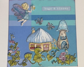 Biglietto d'auguri con casetta fatata a forma di fungo - grazioso biglietto d'auguri a tema cottage fantasy - Arte cartacea fatta a mano con strati di carta - Regalo per pensieri felici / abbracci e baci