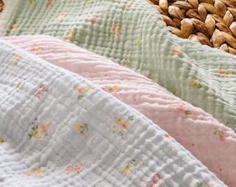 Blommigt krinklat dubbelvävt tyg, 100 % bomullsmuslin, mjukt bomullstyg, blommig bomull, mjuk och andningsbar, tyg som metervara, babykläder