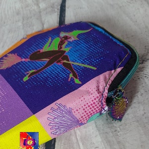 Cartera con cremallera alrededor de Morticia de Pop Witch, cartera para mujer, cartera tipo ataúd, cartera de tela, cartera gótica, cartera con cremallera