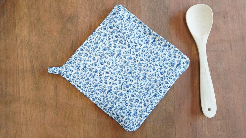 Cotton Pot Holders - Functional Heat Protection for Your Kitchen - 100% Handmade
