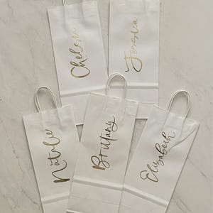 Personalized Wine Gift Bag - Wine Gift Bag - Bridesmaid Gift Bag - Bachelorette Party Gift Bag - Bridesmaid Gift - Wine Gifts - Wine Bag