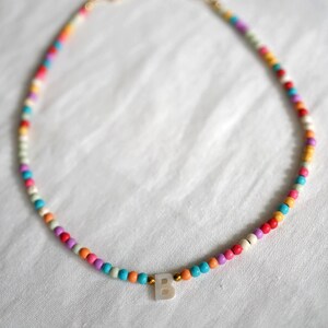 Collar de perlas con colgante de letra - gargantilla para novia, hermana, madre para regalar