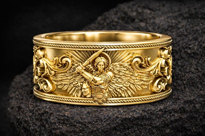Anillo del Arcángel San Miguel, joyería de plata de ley con espada de ángel guerrero y cabeza de demonio. imagen 3