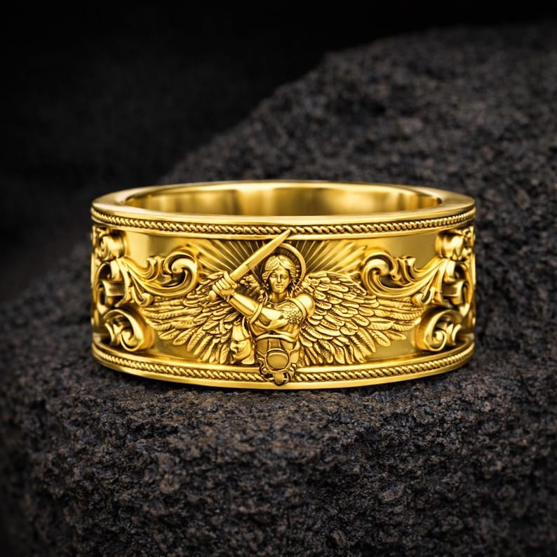 Anillo del Arcángel San Miguel, joyería de plata de ley con espada de ángel guerrero y cabeza de demonio. imagen 5
