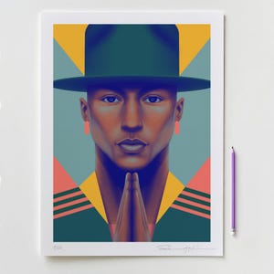 Puede incluir: Impresión de retrato de una persona de piel oscura con sombrero y chaqueta verdes con detalles amarillos. Las manos están juntas. Fondo con formas geométricas amarillas y coral.