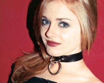 Black Leather Bondage Ring Collar
