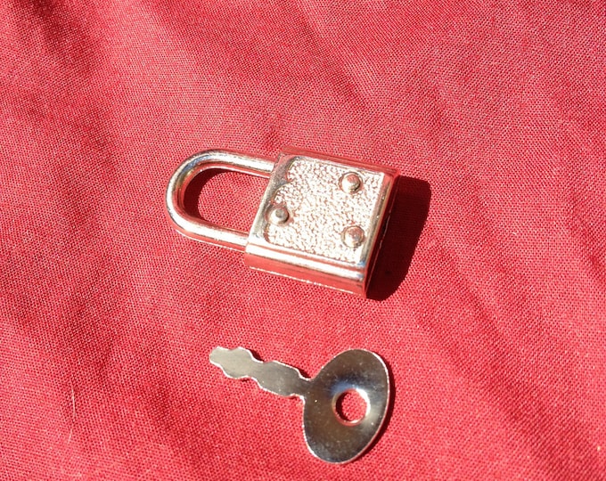 Light Weight silver Colored  Working Padlock