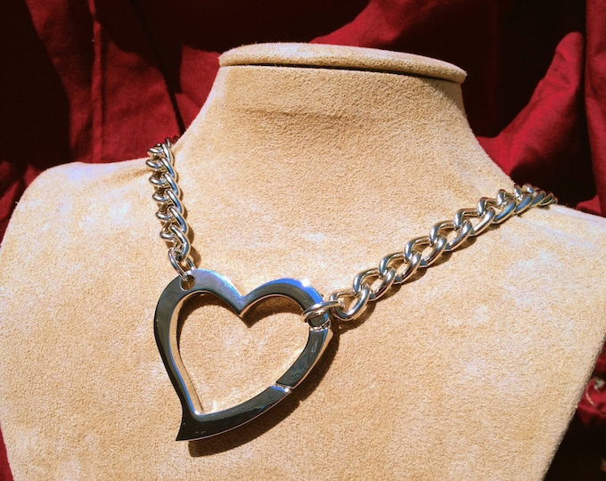 Chain Choker with Large Heart Clip