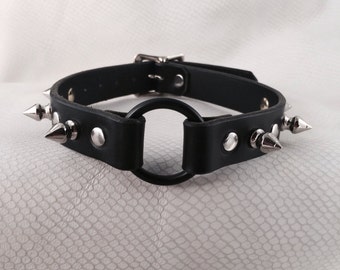Leather Spiked Collar with Black O Ring