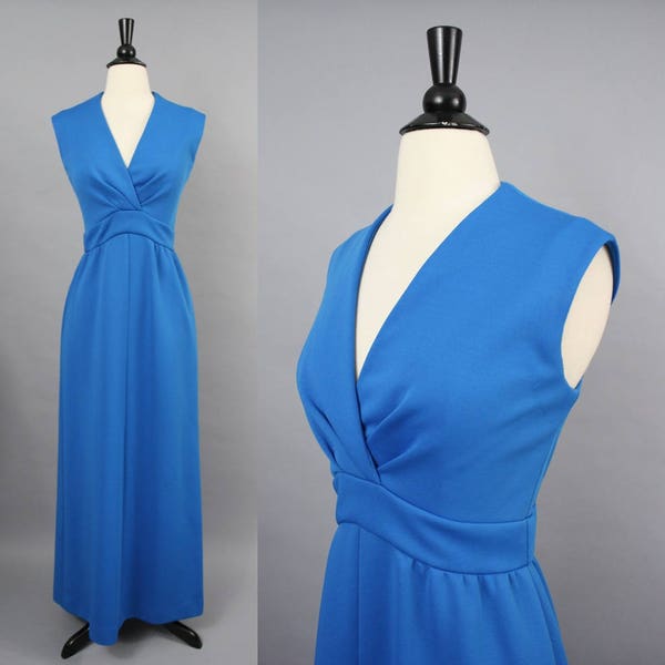 vintage 70s Maxi Dress / 1970s Cerulean Azure Blue Sleeveless Empire Waist Knit Dress / Leslie Fay Knits / Medium