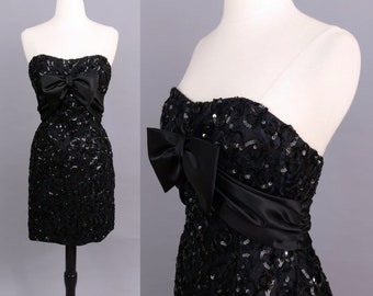 vintage 90s sequin party dress || 1990s Mike Benet Formals black lace sequinned sparkly strapless wiggle dress mini dress || small