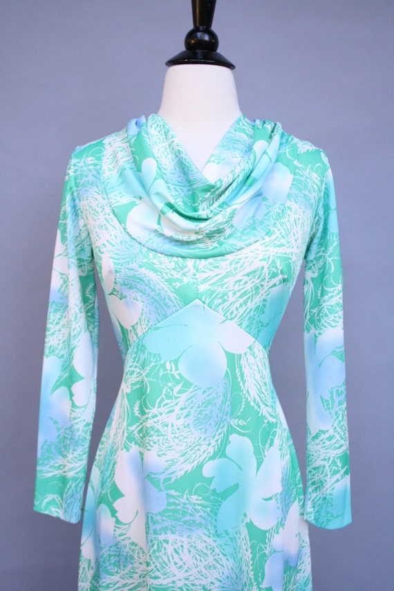 vintage 60s Pale Blue and Green Floral Grass Silh… - image 2