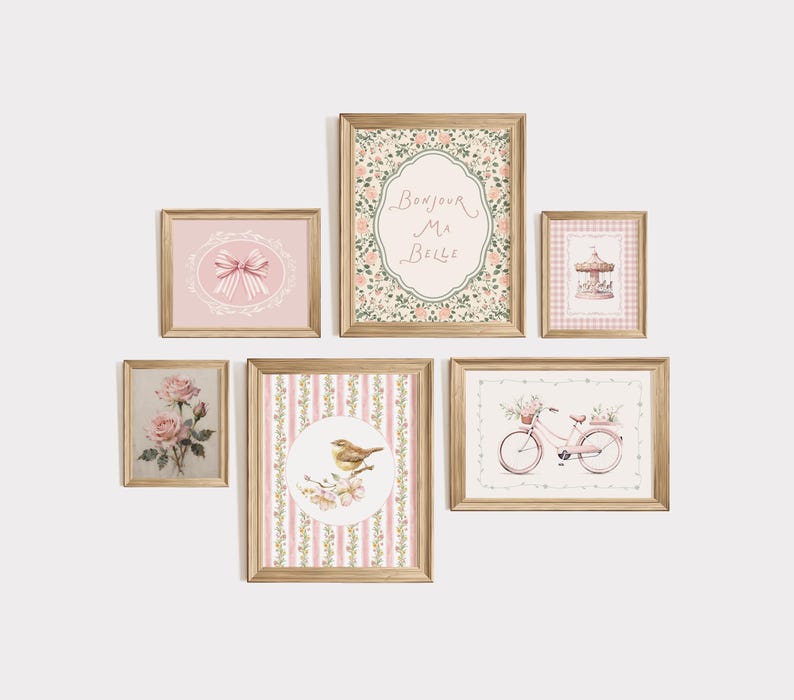 Peut inclure: Ensemble de six impressions d'art encadr&eacute;es avec une esth&eacute;tique vintage. Les impressions pr&eacute;sentent des motifs floraux et botaniques, un v&eacute;lo, un oiseau et le texte "Bonjour Ma Belle". Les cadres sont de couleur bois clair.