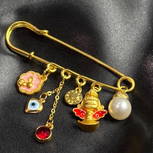 18K gold plated Baby Pin | baby shower gift | pregnancy safety pin