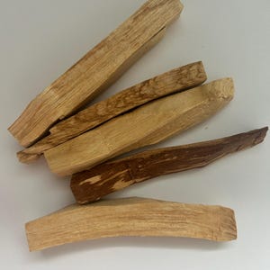 Palo Santo Smudge Sticks: Holy Wood Incense