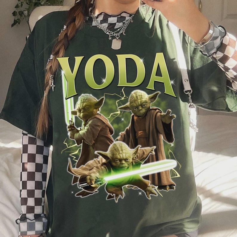 May include: A handmade wooden sign with the word "Welcome" in a whimsical font. The sign has a distressed white background and a dark brown frame, ideal for a front door or hallway. The sign is roughly 30 cm wide and 15 cm tall.