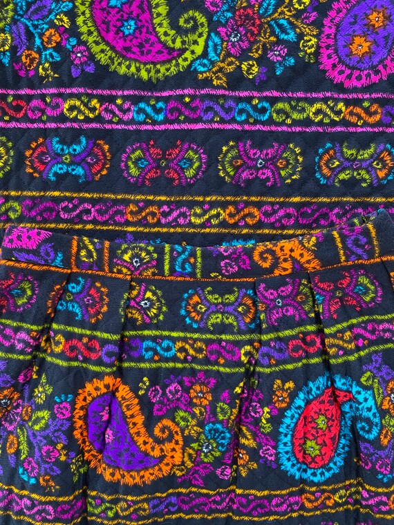 1960s 1970s Hippie Psychedelic Rainbow Paisley Print … - Gem