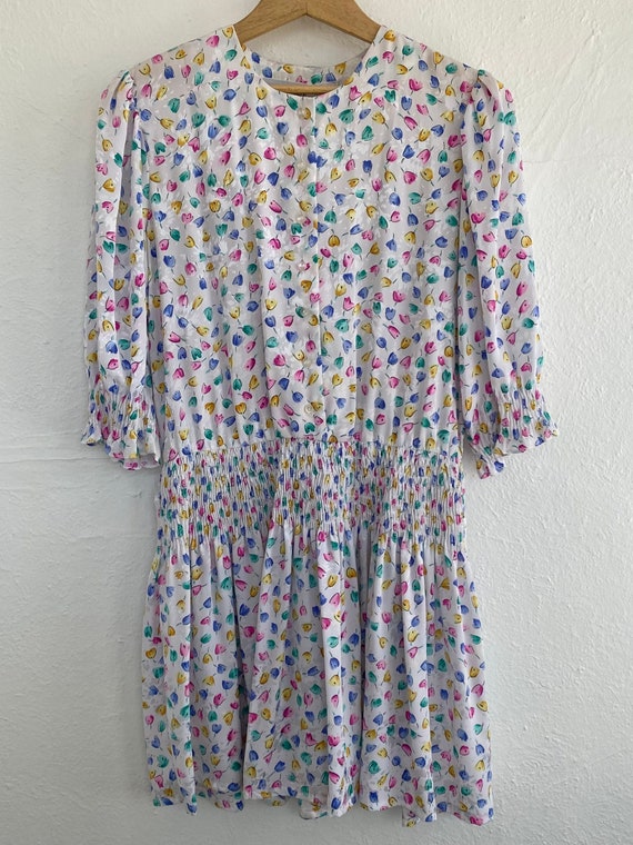 1980s 1990s Shimmery White Multicolor Floral Smock