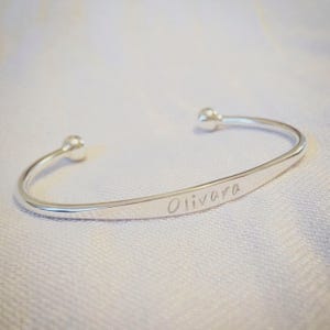 Personalised Childs Bracelet - 925 Solid Sterling Silver Baby Name Girl Boy Children&#39;s Christening Torque Bracelet