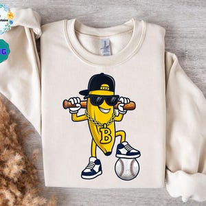 Banane da baseball divertenti in formato PNG, Banana hip-hop divertente con occhiali da sole, Squadra di baseball estiva in formato PNG, Maglietta con personaggio di banana eccentrico