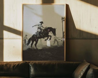 Poster da rodeo da cowboy / Arte murale western vintage / Stampa incorniciata in bianco e nero / Arredamento rustico per la casa