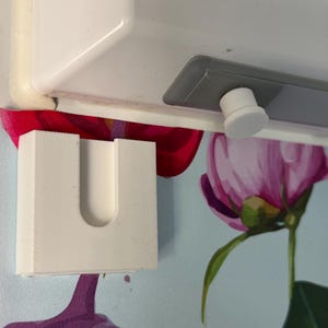 Cover for motion detector in bathroom – with bracket | VW Grand California 600 & 680 Camper Accessories | Deactivate light sensor