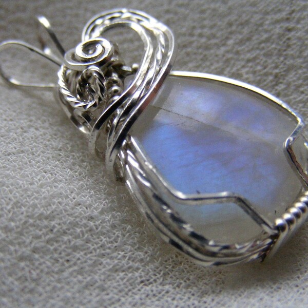 Sterling Silver Wire Wrapped Moonstone Pendant Beautiful Blue Flash