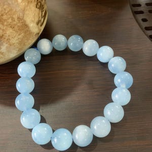 Natural Aquamarine Bracelet, Calming Healing Crystal Beads, Elastic Gemstone Jewelry, Unisex Crystal Gift, Handmade Energy Bracelet.