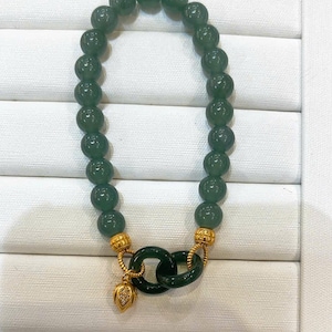 Jade Beaded Bracelet with Gold Accents and Gemstone Charm,Handmade Vintage Jewelry Gift, Women&#39;s Gift,  Jewelry gifts, Energy Bracelet.
