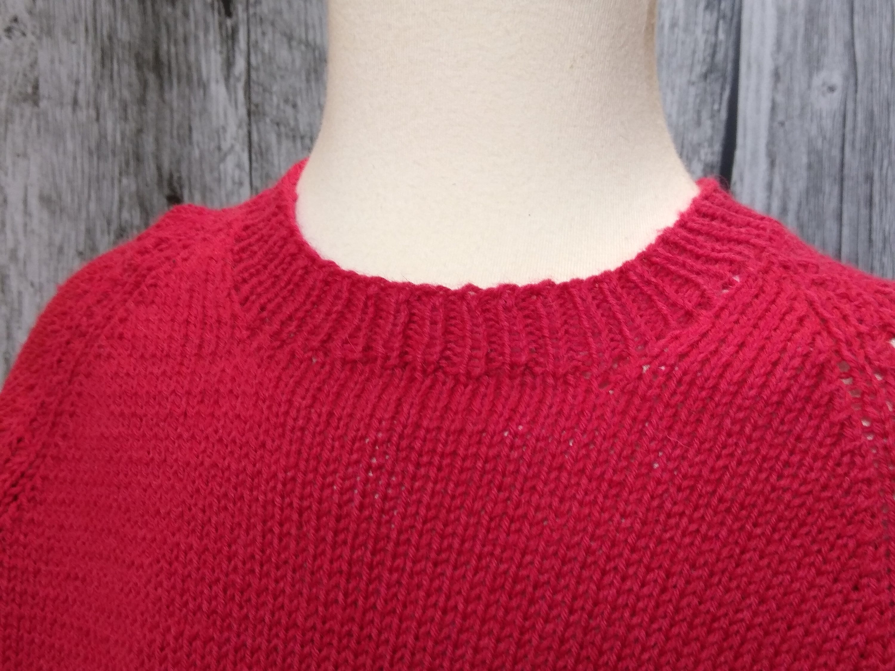 Mid Gauge Knitting Machine Pattern. Basic Sport Weight Raglan Sleeve