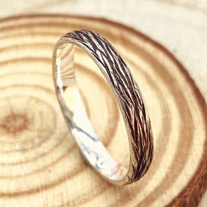 Sterling silver tree rings for women/men, hand carved bark wedding band, natural wedding rings, silver wedding rings, tree wedding band