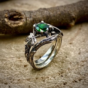 Vintage sterling silver emerald tree branch wedding ring, hand-carved tree pattern stacking twig ring, woodland maple leaf promise ring