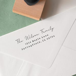 Sello de dirección de retorno tradicional, sello de goma o autoentintable personalizado