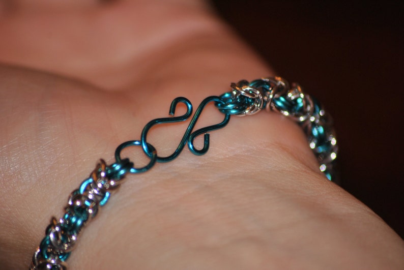 Handmade Chainmail bracelet, Turquoise and silver jump ring bracelet, Unique Bracelet, Longer Bracelet image 3