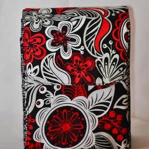 Circular Needle/Interchangeable Knitting Needle Case - Individual spots for 2 Sets of Interchangeable - Handmade Bag for Knitters - Floral