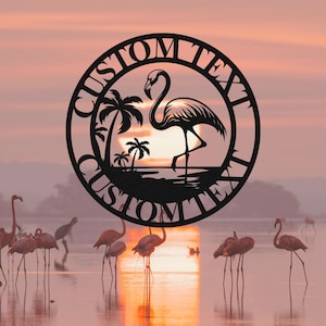 Anpassad metallskylt med flamingomotiv, uteplatsdekor, strandskylt, strandkonst i metall, poolskylt, inflyttningspresent, strandpresent, metallväggkonst