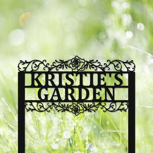 Custom Garden Sign, Personalized Metal Garden Sign, Metal Garden Stake, Flower Design, Lawn Signs, Yard Sign, Garden Decor, Gift for Mom