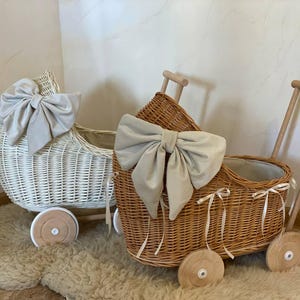 Rieten kinderwagen, rieten kinderwagen, babykinderwagen, natuurlijk poppenwagentje, rieten poppenwagen, rotan poppenwagen, decor babyshower