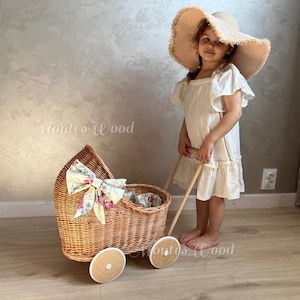 Rieten kinderwagen, rieten kinderwagen, babykinderwagen, natuurlijk poppenwagentje, rieten poppenwagen, rotan poppenwagen, decor babyshower