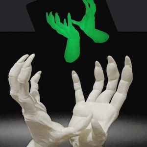 Gothic Demon Hand Jewelry Holder – Dark Home Decor, Occult Gift, Vampire Hand Figurine, Horror Sculpture, Fantasy Art, Witch Aesthetic
