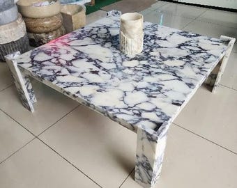 Calacatta-altviool vierkante marmeren salontafel, handgemaakte Italiaanse steen, luxe aangepaste vierkante bijzettafel of middentafel met unieke aderpatronen